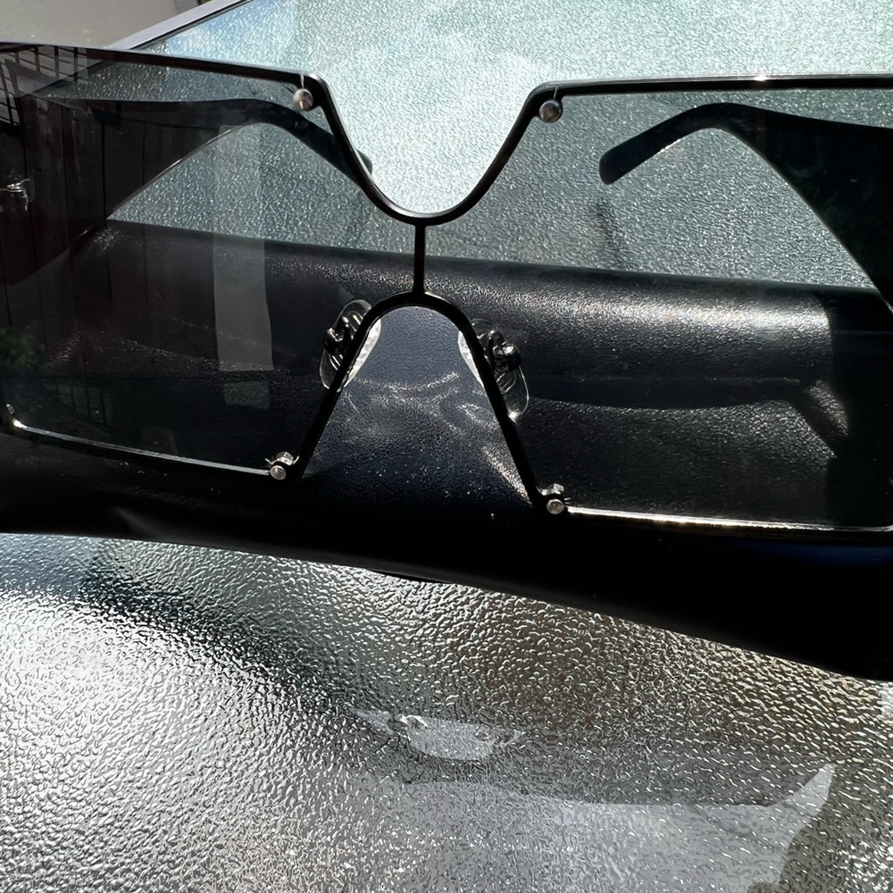 Oversized Black Sunglasses - Picture 10 of 10